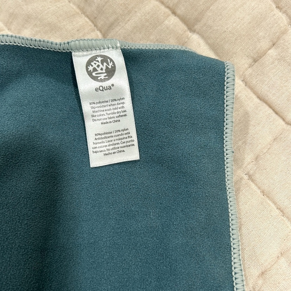 Manduka eQua xl yoga mat towel